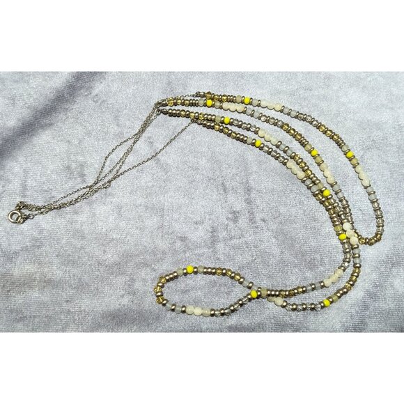 Yellow Silver Tone And White Beaded Multilayer Necklace - Picture 6 of 9